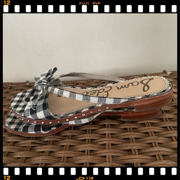 Sam Edelman Gingham, multi strap slide w cute bow and side studs on sole sz 8 - Picture 3 of 7
